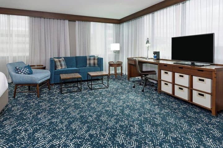 Room 6 of 24